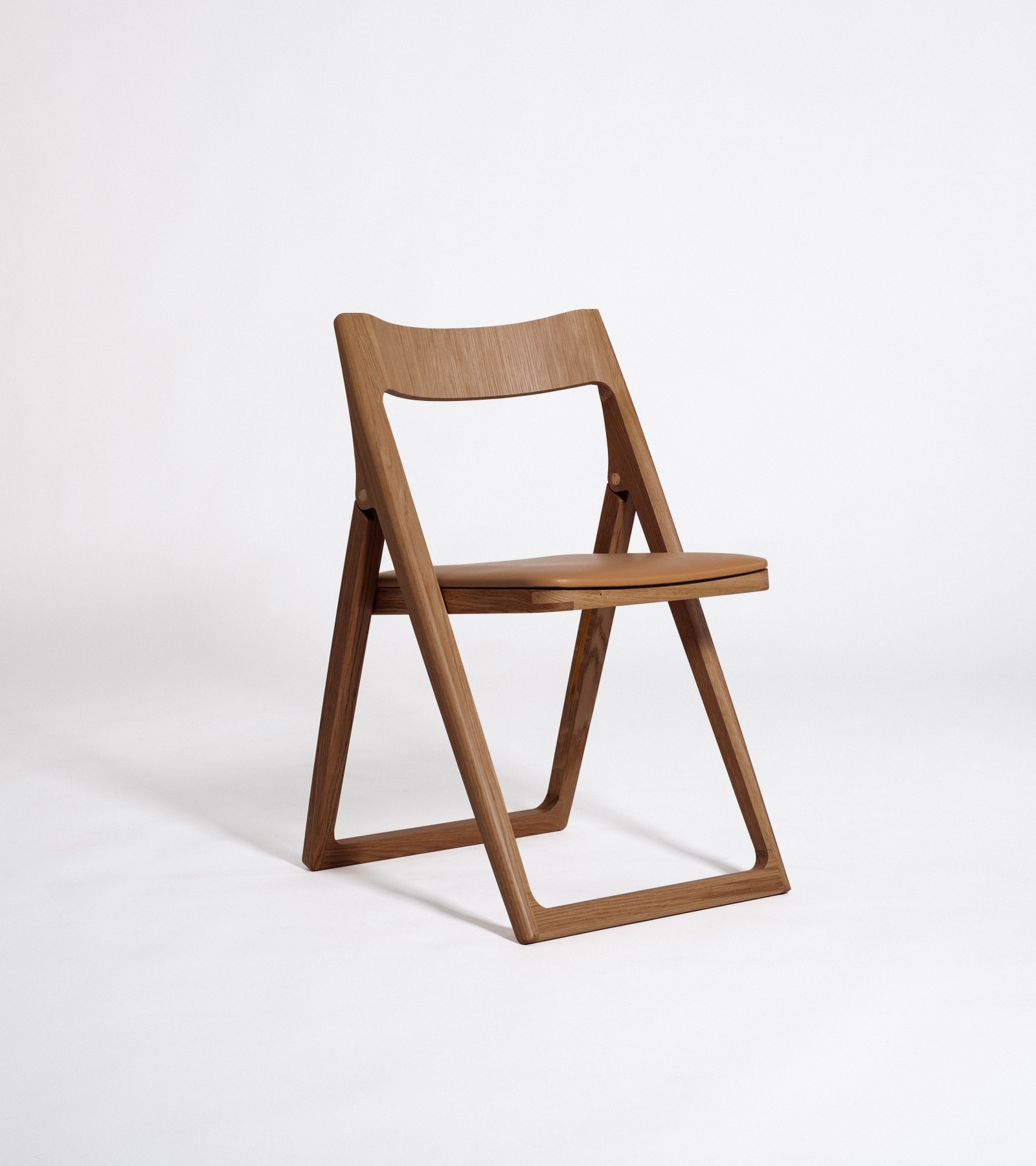 Monk, Cappuccino x Walnut, Patrick Jouin Edition,  (c) C.Seuleusian
