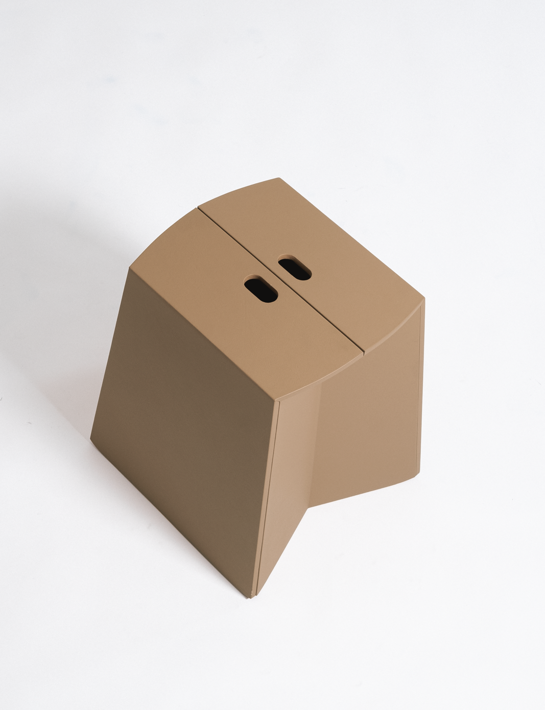 Patrick Jouin Edition, Mate Stool © C. Seuleusian