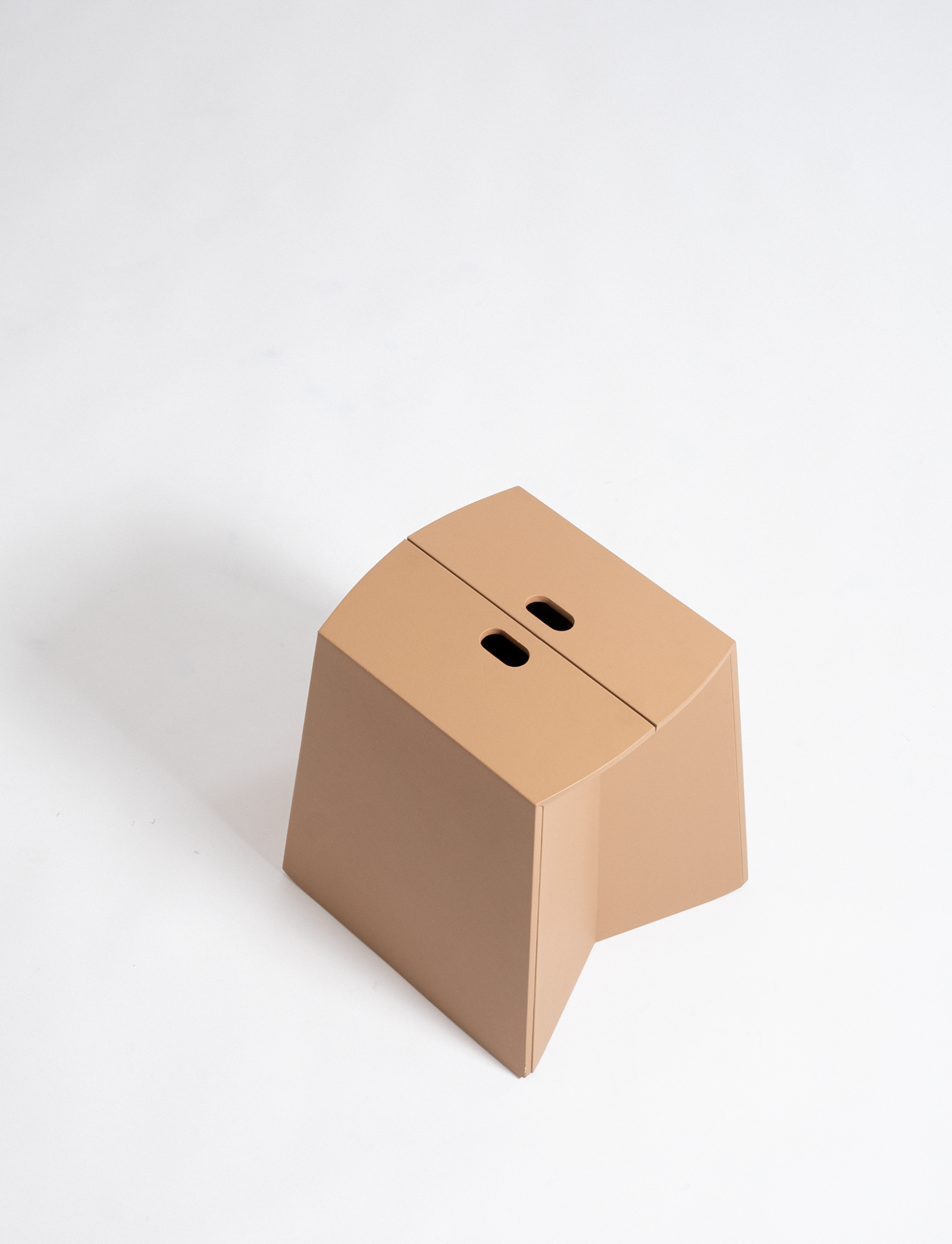 Patrick Jouin Edition, Mate Stool © C. Seuleusian