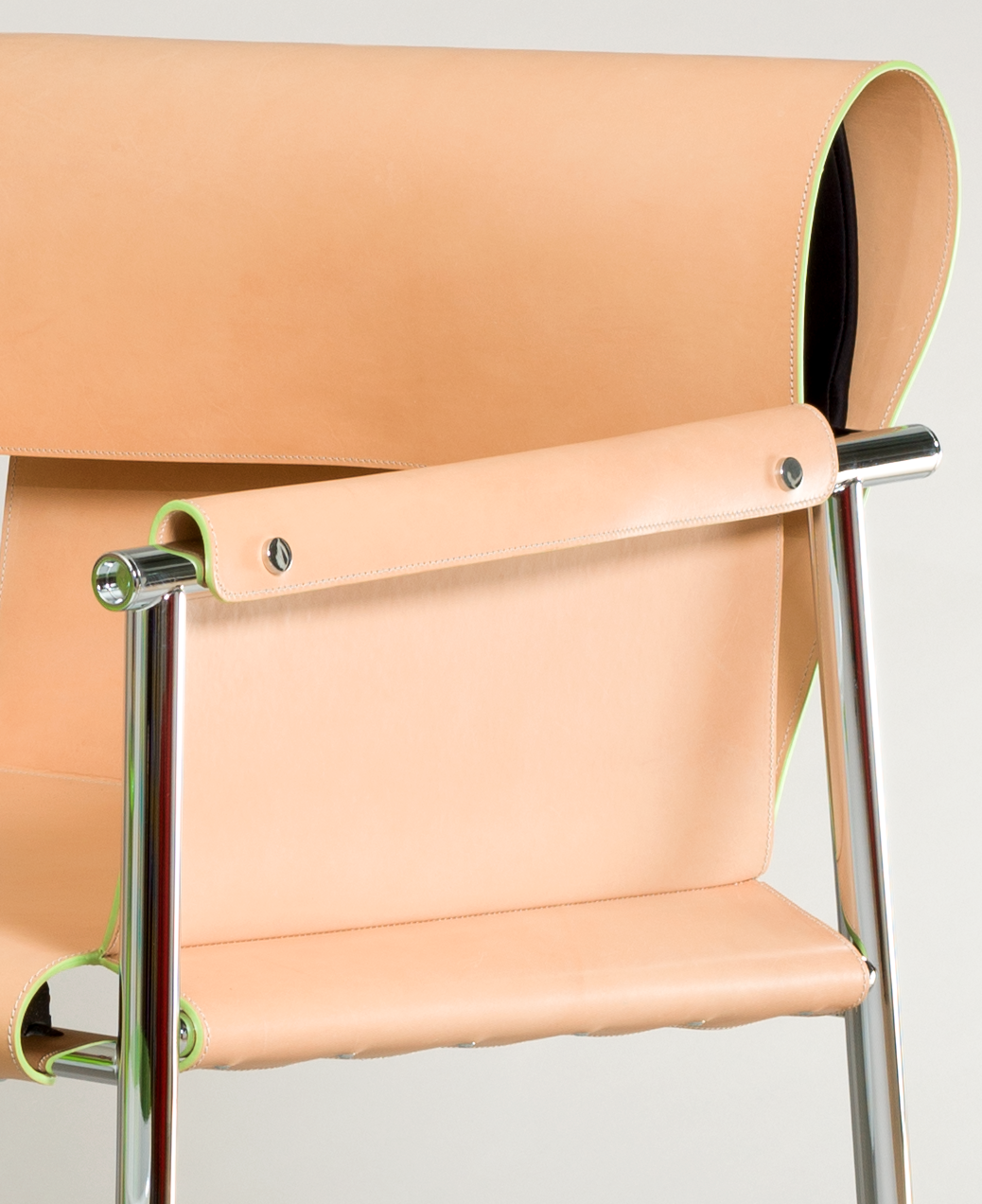 OLO x LONGCHAMP © Charles Seuleusian