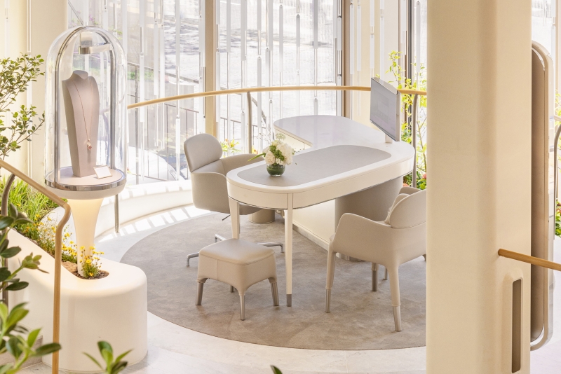 Van Cleef & Arpels Seoul Maison_Studio Jouin Manku ©Yongjoon Choi 2022_1 (32)