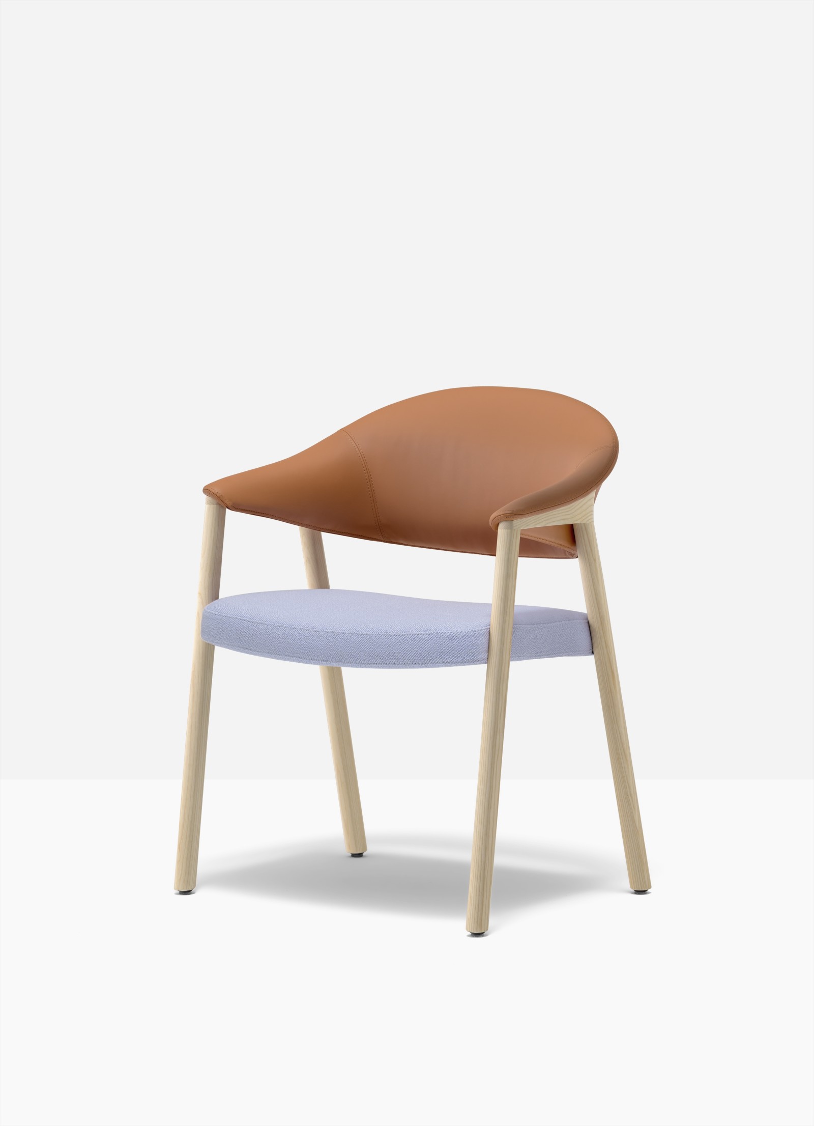 Héra Soft - Patrick Jouin pour Pedrali © Ottavio Tomasini Fotografo