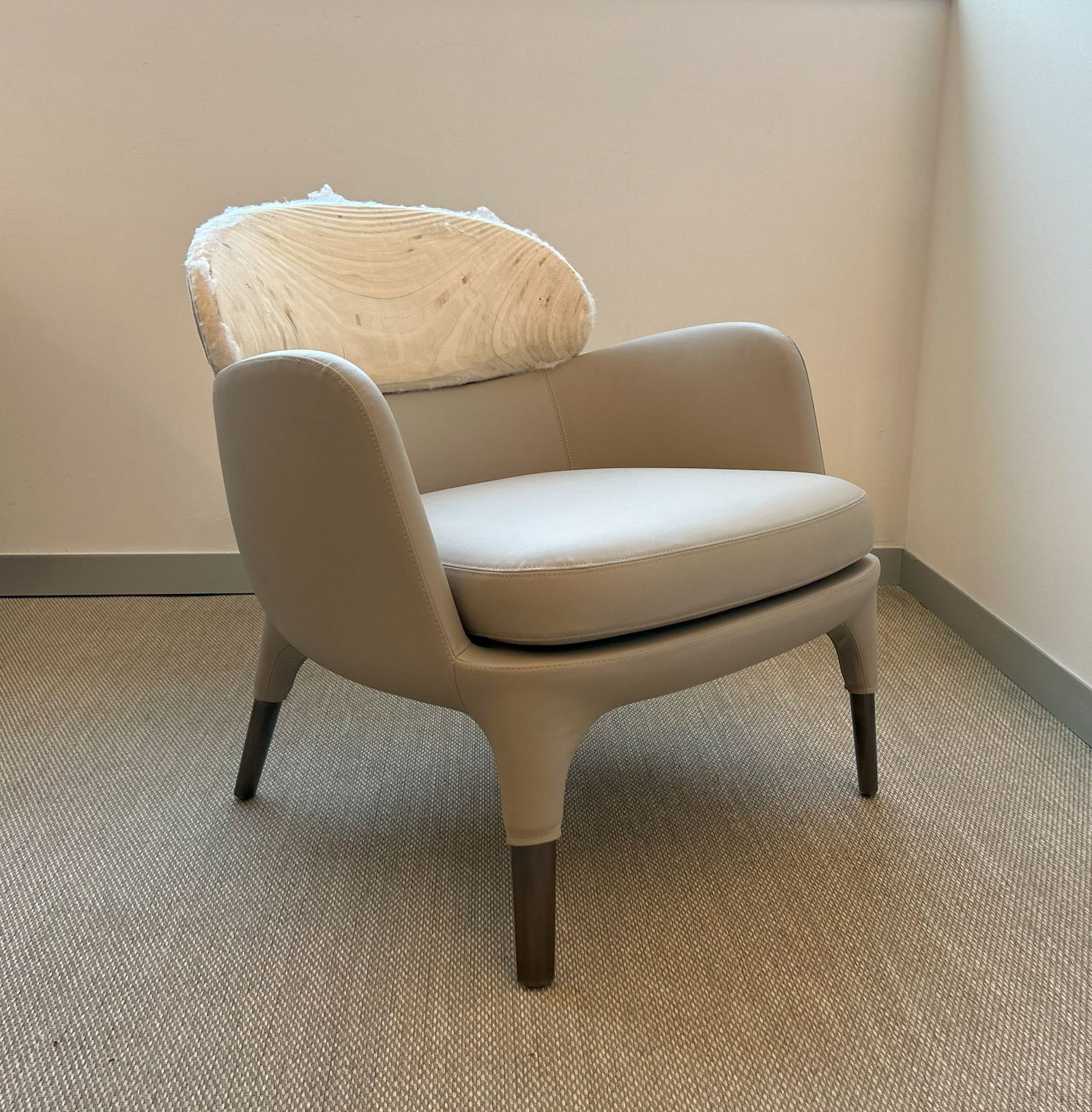 Ester Lounge - Pedrali  © Patrick Jouin iD