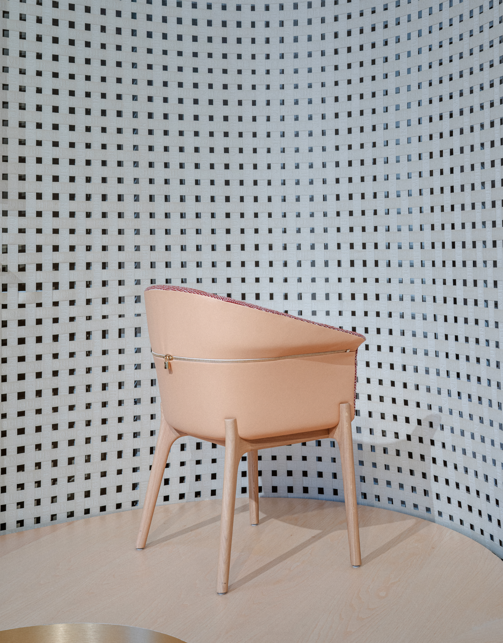 Signature Collection, Patrick Jouin for Louis Vuitton Ⓒ C. Seuleusian