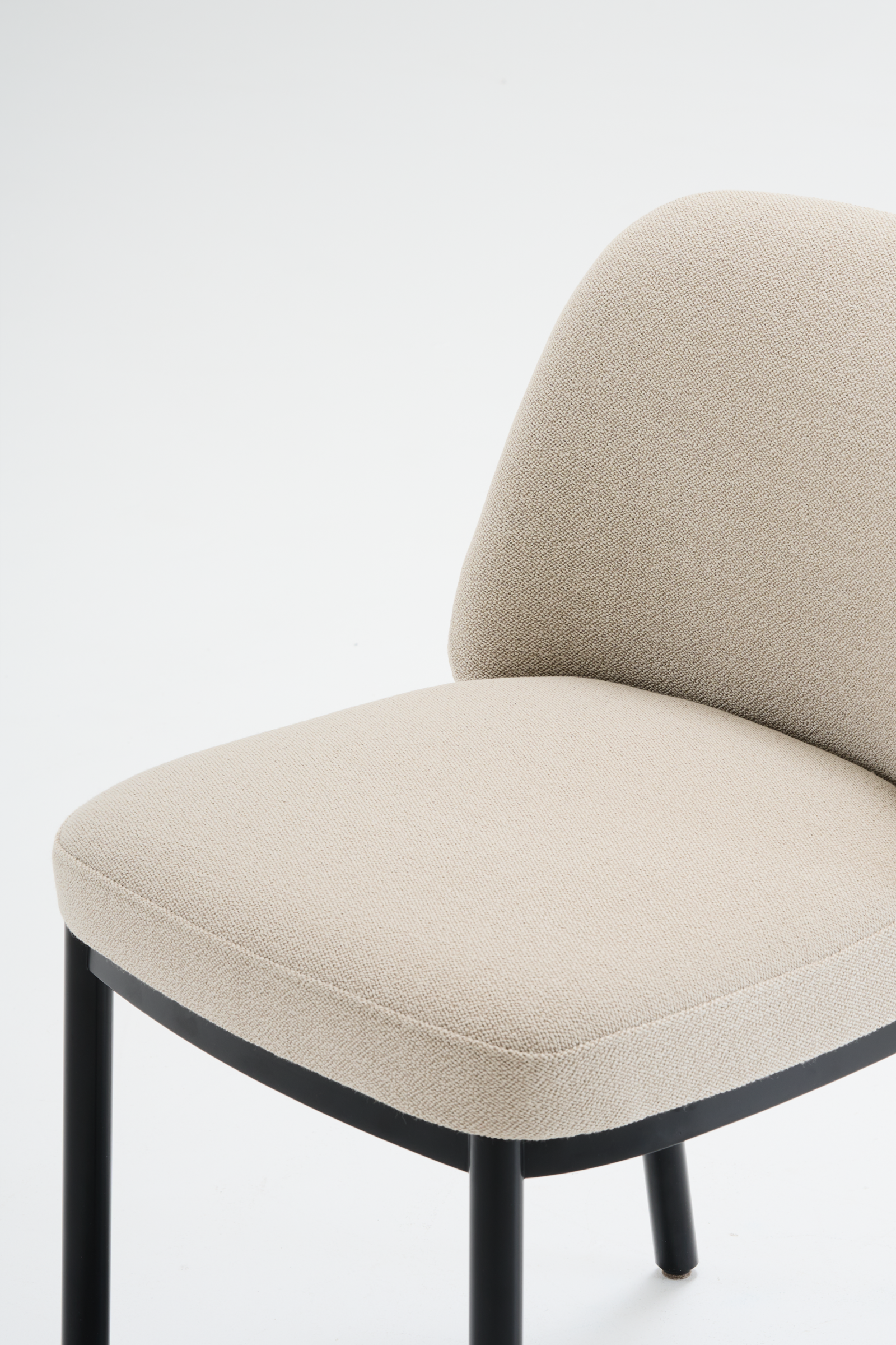 Karen Chair, Patrick Jouin Ⓒ Cinna