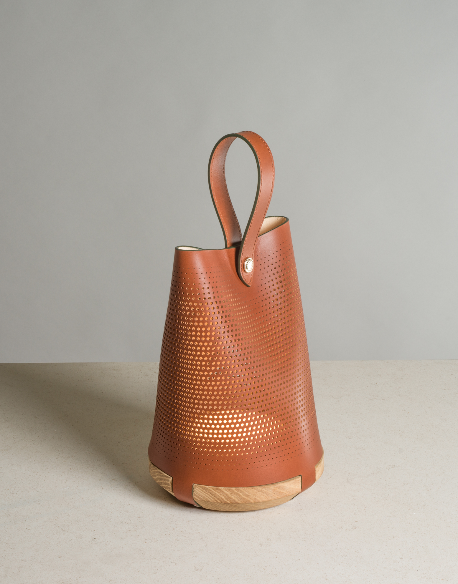 Collection Capsule, Ostara, Patrick Jouin x Longchamp © Charles Seuleusian